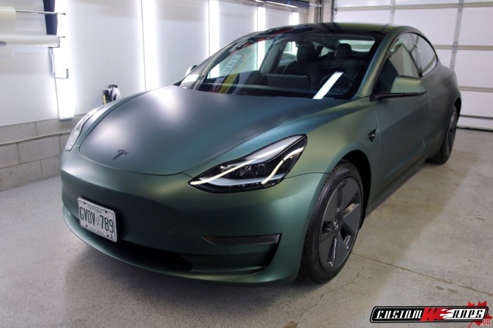 Forest green car